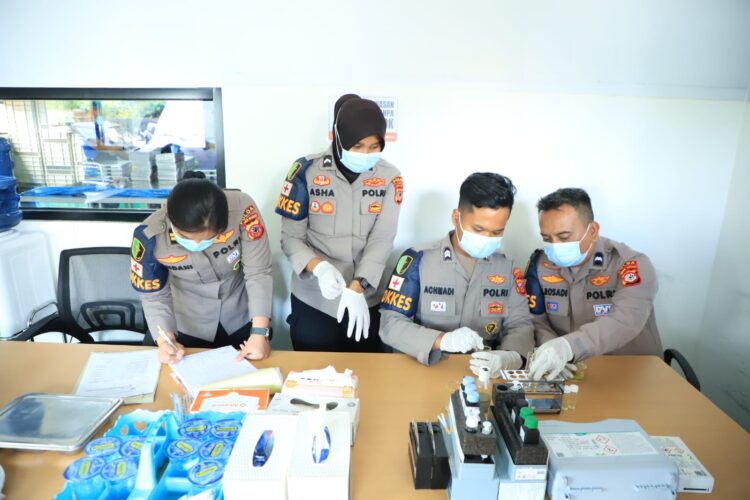 SPPG Polda Jabar Terus Beri Manfaat Bagi Masyarakat, Pastikan Higienitas Lewat Pemeriksaan Ketat