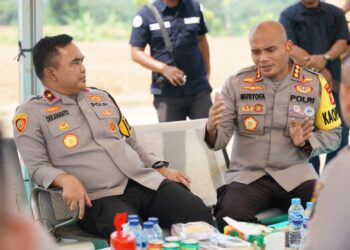 Wakapolda Metro Jaya Tinjau Lahan Ketahanan Pangan di Cikarang Pusat, Tekankan Pengembangan Program untuk Stabilitas Ekonomi   