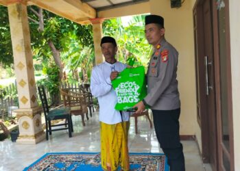 Kapolsek Muara Gembong Pererat Silaturahmi dengan MWC NU Sambut Hari Santri Nasional
