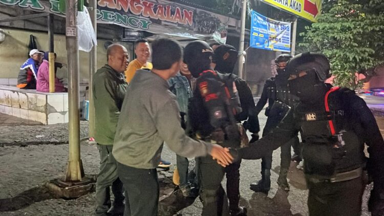 Brimob Batalyon D Pelopor Gelar Patroli Malam, Antisipasi Tawuran dan Balap Liar di Kabupaten Bekasi