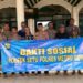 Wujud Kepedulian Polri, Polsek Setu Bersihkan dan Beri Bantuan ke Masjid Jamie As-Salamah