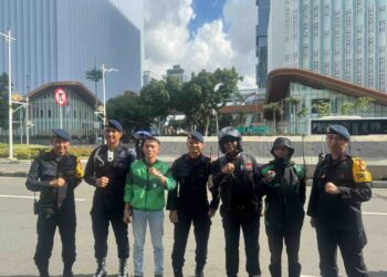 Ratusan Massa Aliansi Taktis URC Bergerak711 Gelar Aksi di Silang Monas Barat Daya, Tuntut Regulasi yang Berkeadilan