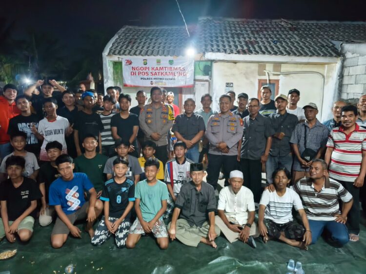 Polsek Babelan Dorong Partisipasi Warga Lewat Program Ngopi Kamtibmas di Satkamling Kedung Pengawas