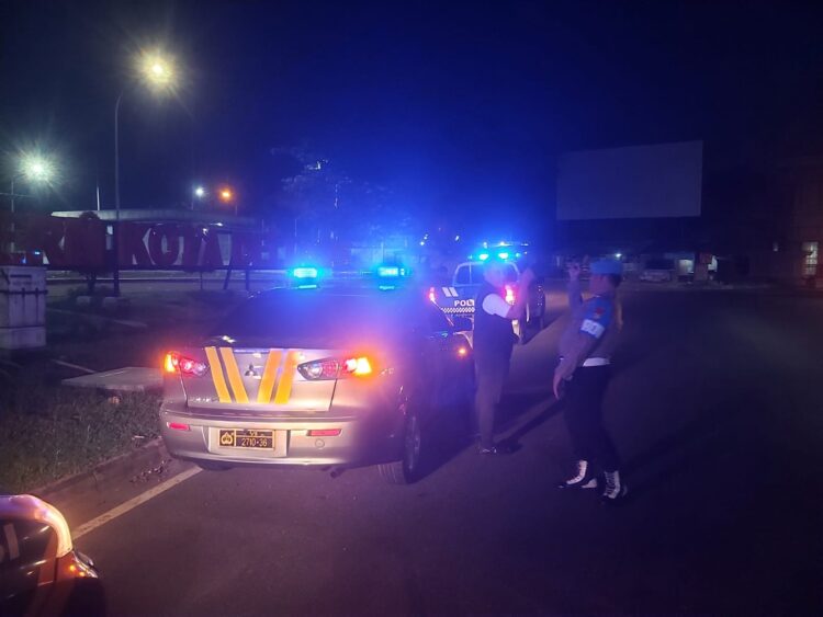 Patroli Mobile Harkamtibmas Polsek Cikarang Pusat Tingkatkan Keamanan di Kota Deltamas