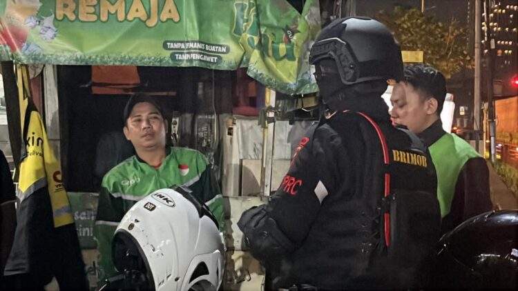 Brimob Batalyon D Pelopor Gelar Patroli Rayonisasi di Kabupaten Bekasi, Antisipasi Tawuran, Balap Liar dan Kejahatan Malam