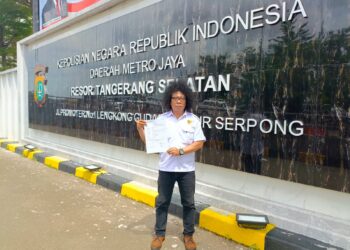 Advokat Puguh Kribo melaporkan ke Polres Tangsel adanya Dugaan Penyalahgunaan Hak 385 Kuh Pidana dan 376 penggelapan dilakukan oleh KRU, DAU, YJU