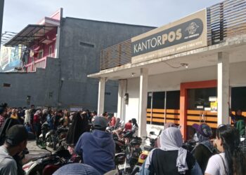 Ratusan Warga Koja Terima BLT Kesra dari Pemerintah