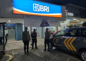 Polsek Cikarang Pusat Laksanakan Patroli Preventif, Antisipasi Kejahatan Jalanan dan Tawuran di Dekat Bank BRI Tembong Gunung   