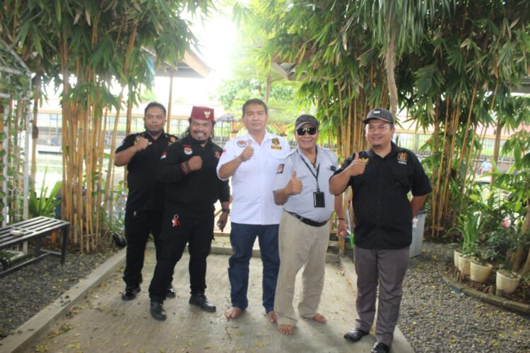 Tiga Provinsi Dilanda Bencana, : Stop Keserakahan yang Mengorbankan Lingkungan