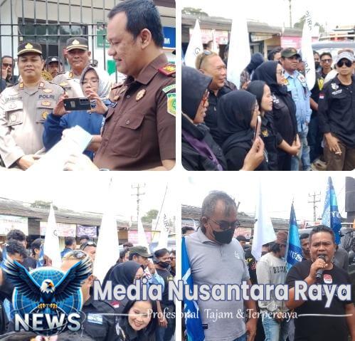 Eksekusi Diduga Tersandera Mafia Hukum, Massa BARAK Geruduk Kejari Sukabumi