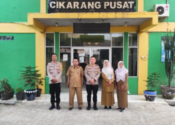 Polsek Cikarang Pusat Gelar “Police Goes to School” di SMAN 1 Cikpus, Dorong Karakter dan Disiplin Siswa   