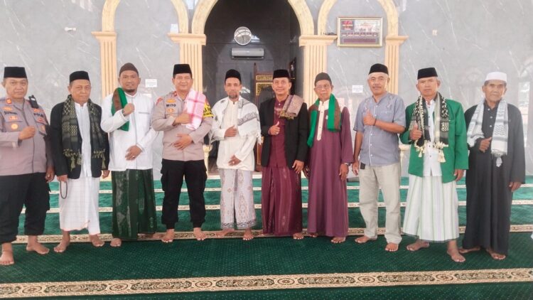 Kapolsek Babelan Laksanakan Safari Jumat, Tekankan Pentingnya Iman dan Takwa dalam Menjaga Keamanan dan Ketertiban