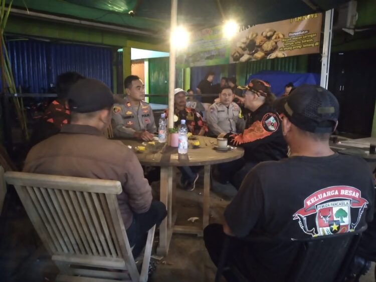 Polsek Setu Gelar Ngopi Kamtibmas Bersama Pemuda Pancasila