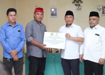 Wabup Sukabumi Serahkan Rumah Layak Huni di Desa Jayabakti, Cidahu