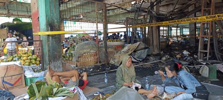 Pasca Kebakaran, Aktivitas Perdagangan di Pasar Induk Kramat Jati Kembali Berjalan