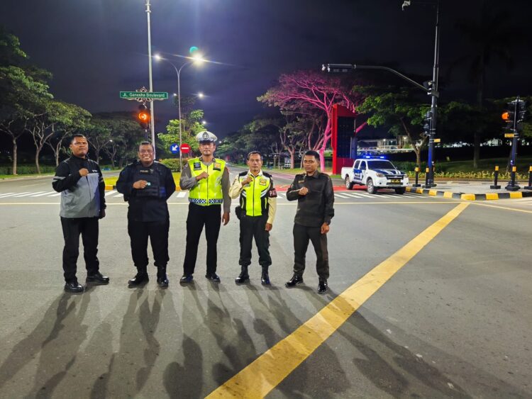 Polsek Cikarang Pusat Lakukan Patroli Mobile Antisipasi Gangguan Kamtibmas