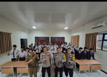 Police Go To School, Polsek Setu Berikan Pembinaan dan Edukasi Kamtibmas di SMPN 4 Setu