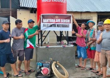 Polri Bangun Puluhan Sumur Bor, Warga Padang Pariaman Mulai Nikmati Air Bersih Pascabencana