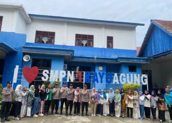 Bentengi Generasi Muda, Sat Binmas Polres OKI Sosialisasi Anti-Bullying dan Tawuran di SMPN 1 Kayuagung
