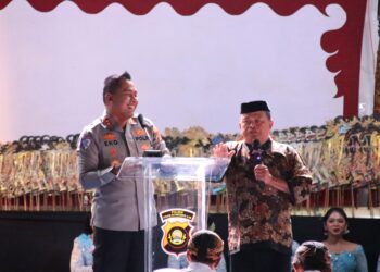 Polres OKI Hadir: Sinergi Polri, Pemerintah, dan Masyarakat Melalui Kesenian Wayang Kulit
