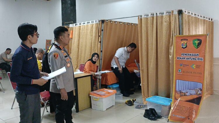 Kapolres Mesuji Pimpin Pengecekan Kesehatan Berkala Personel Bersama Biddokes Polda Lampung