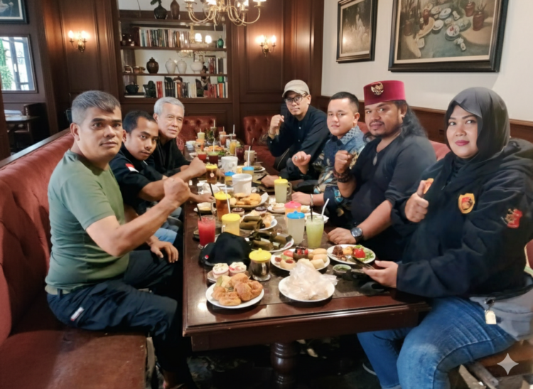 FRN Counter Polri Jabar Menggelar Buka Puasa Bersama