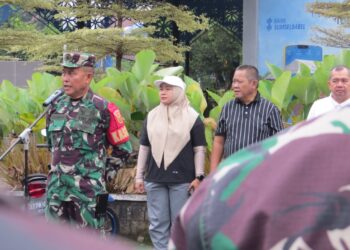 Wujudkan Indonesia ASRI, Kodim 0402/OKI-OI Kerahkan 200 Personel Gabungan Bersihkan Taman Segitiga Mas