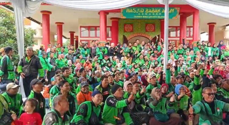 Babah Alun Gelar Halal Bihalal untuk 600 Ojol, Ingin Jadi Bapak Angkat Seluruh Ojol Indonesia