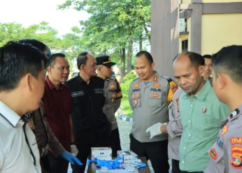 Kapolres Awasi Langsung Pemeriksaan Urine Personel, Bukti Keseriusan Polres Tulang Bawang Barat Berantas Narkoba dari Internal