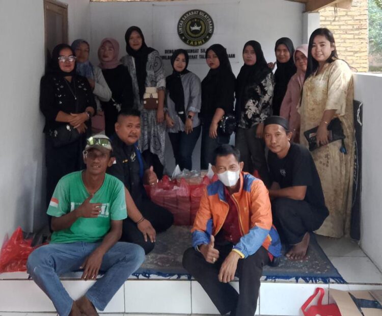 LASMI Gelar Bukber dan Bagi Takjil di Perumahan Megaregency Kabupaten Bekasi