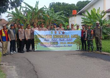 Gerakan Indonesia Asri: Kapten Inf Fathul Ajak Masyarakat Kayuagung Lestarikan Lingkungan Melalui Gotong Royong