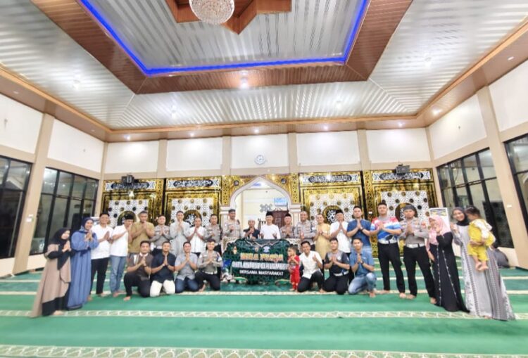 Pererat Sinergitas, Sat Lantas Polres Mesuji Gelar Buka Puasa Bersama Ratusan Warga Desa Simpang Mesuji