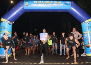 Cegah Tawuran Remaja, Kapolres Metro Tangerang Kota Gelar Night Run Bersama Warga