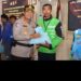 Jalin Kedekatan, Polresta Tangerang Bagikan Sembako untuk Ojol dan Opang