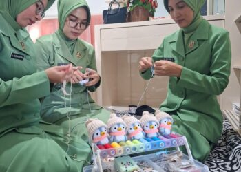 Di Tengah Arus Modernisasi Ny Zuhria Novianty Hadirkan Produk Orange Handmade