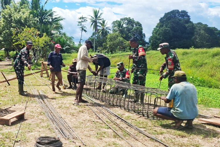 Peran Aktif Babinsa Merauke, Pembangunan Jembatan Garuda di Kampung Candra Jaya Resmi Dimulai