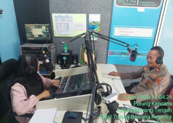 Kapolsek Tulang Bawang Tengah Sampaikan Pesan Imbauan Kamtibmas Lewat Radio Elegan