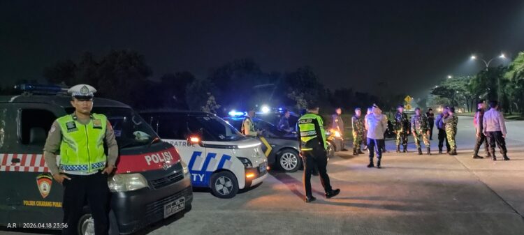 Amankan Malam Hari, Polsek Cikarang Pusat Gelar Patroli KRYD di Area Deltamas