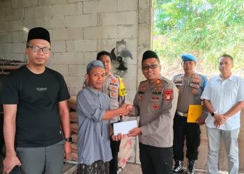 Polsek Cikarang Selatan Salurkan Bantuan untuk Pembangunan Mushola Sirojul Huda