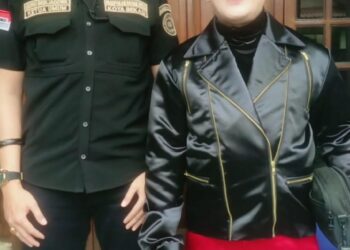 Guru Bontot Pimpin Padepokan Badak Ireng:/BarjaDewa Ribuan Anggota Satu Semangat, Berbagi Tanpa Batas   
