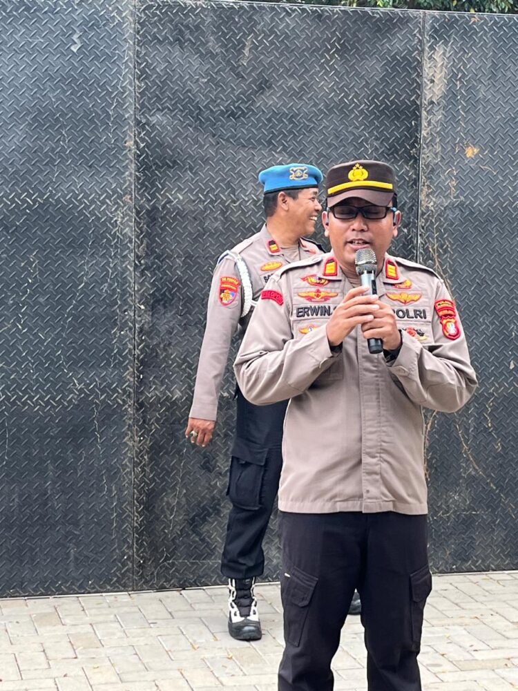 Polisi dan TNI Siaga Amankan Event Musik Radio Show 2026 di Lippo Cikarang