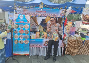 Kapolsek Cikarang Selatan Ajak Anak Yatim Belanja Produk UMKM di Festival Band Pelajar Hari Bhayangkara ke-80