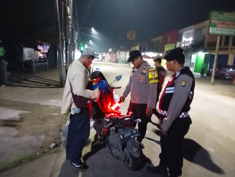 Operasi Kejahatan Jalanan, Polsek Babelan Antisipasi 3C dan Tawuran di Jalan Raya Pasar Babelan