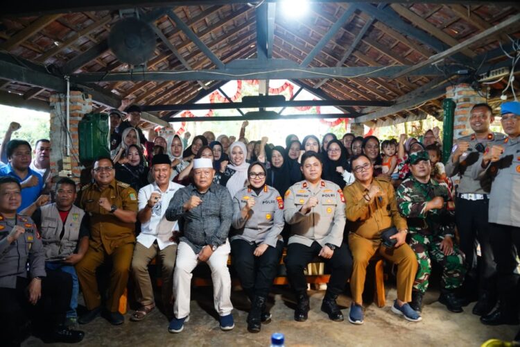 Lewat Jaga Bekasi On The Spot, Kapolres Metro Bekasi Dorong Warga Peduli Lingkungan dan Kamtibmas