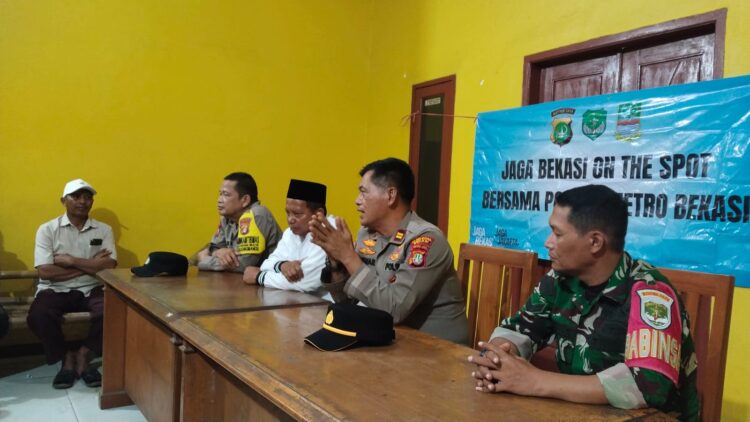 Jaga Bekasi On The Spot, Polsek Bojongmangu Ajak Warga Perkuat Siskamling dan Waspadai Hoaks