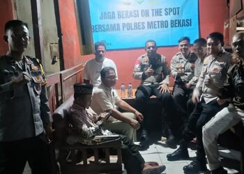 Jaga Jakarta Jaga Bekasi On The Spot, Polsek Cikarang Utara Sambangi Poskamling BTN Cikarang Kota