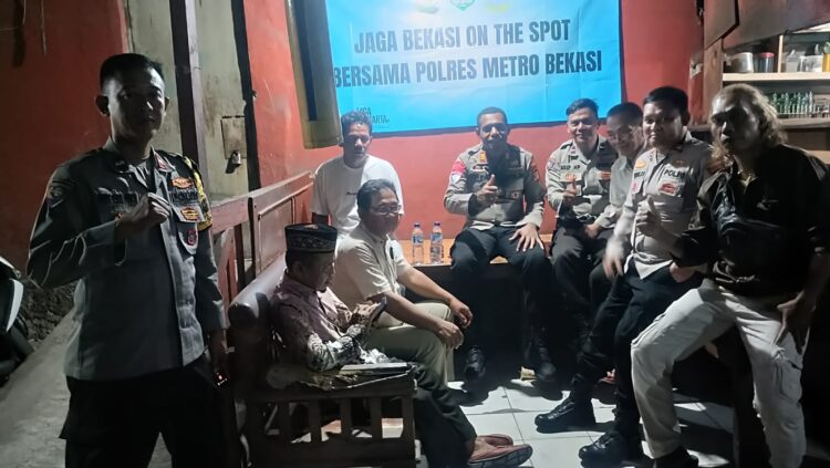 Jaga Jakarta Jaga Bekasi On The Spot, Polsek Cikarang Utara Sambangi Poskamling BTN Cikarang Kota