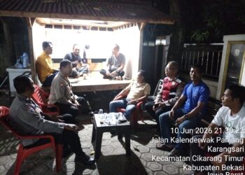 Jaga Bekasi Jaga Jakarta On The Spot, Polsek Cikarang Timur Sambangi Satkamling Karangsari