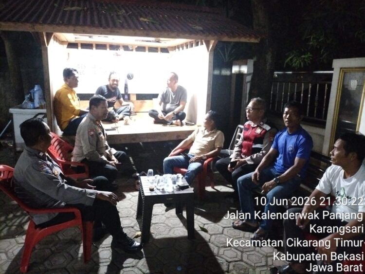 Jaga Bekasi Jaga Jakarta On The Spot, Polsek Cikarang Timur Sambangi Satkamling Karangsari