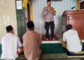 Safari Jumat di Masjid Al Ikhlas, Bhabinkamtibmas Mekar Mukti Sampaikan Imbauan Bahaya Narkoba, Judol dan Pinjol